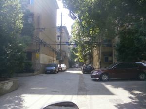 友谊路电位器厂单位两房新自住装修出售