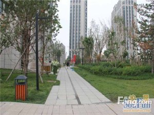 金泰社区 精装大三居 24小时热水 可按揭的河景