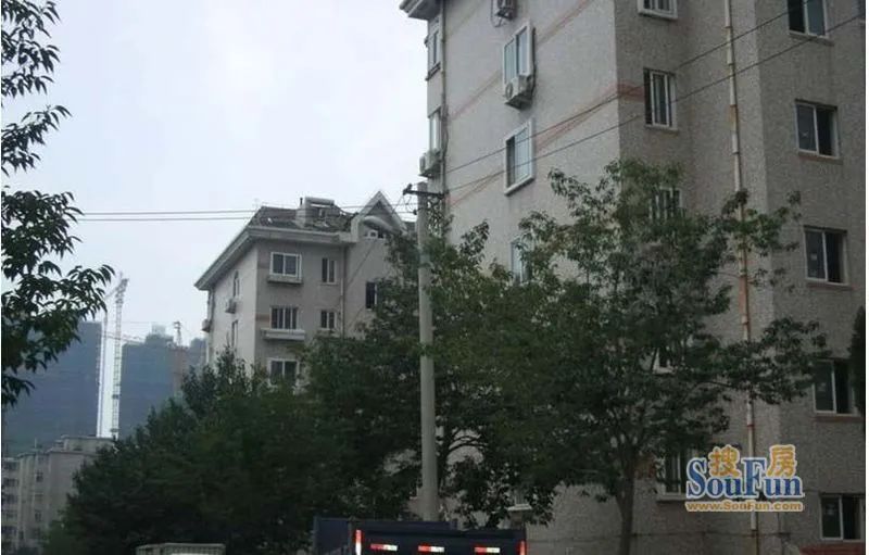 小区相关图