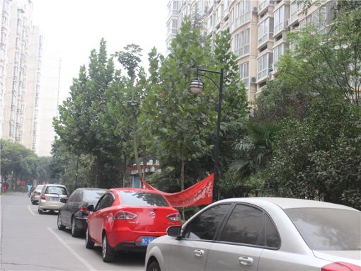  ����������2��2��2���ϳ���1900.00Ԫ/�³��� 