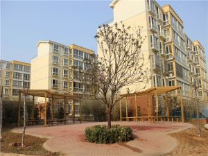 周山公园精装修14年小区73平带20平露台20平储藏室45万