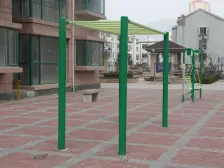 富顺苑东区 小2室 南向 总价低 诚心卖