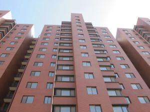 8号线中南湾小区南北通透精装修H户型两居