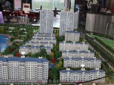 凤凰水城 4室2厅 南 北