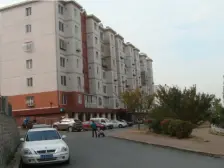 锦华中园 南北通透 楼层好 光线充足视野好 近车站