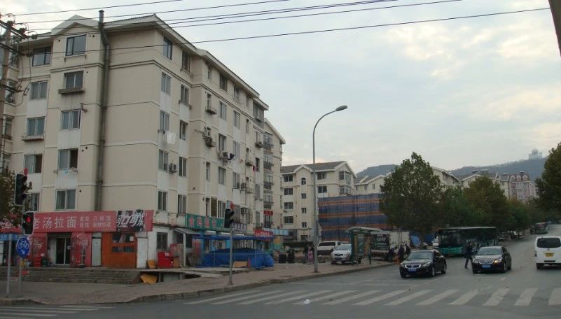 小区相关图