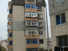 此房满五 单价低 购物交通便利 近 学 校