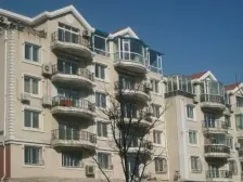 封闭小区 看房方便 二楼南北通透大户型绿化好出行方便