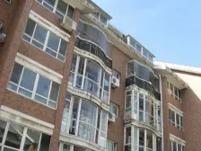 无坡 秀小44 近几年自住新装修 带阁楼 公交地铁都方便