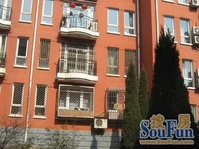  ���¿���԰3��1��1�����ϳ���2700.00Ԫ/�³��� 