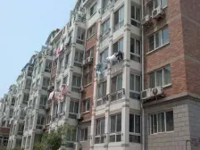 此房为盛滨多层 两室两厅 为简单装修