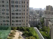 城市广场 4室2厅 东 北 西