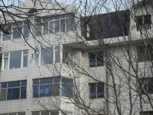 近太原街,近奥林匹克广场,三室精装,低楼层。