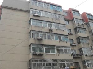 房主诚心出售华南商圈中间楼层采光好南北通
