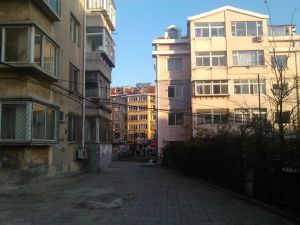 户型规矩南北卧室中间楼层市场学校近