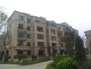 落地窗大开间前排一线海景下楼就是包包房