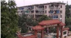 中间楼层,诚心出售,户型周正,看房方便,产权清晰