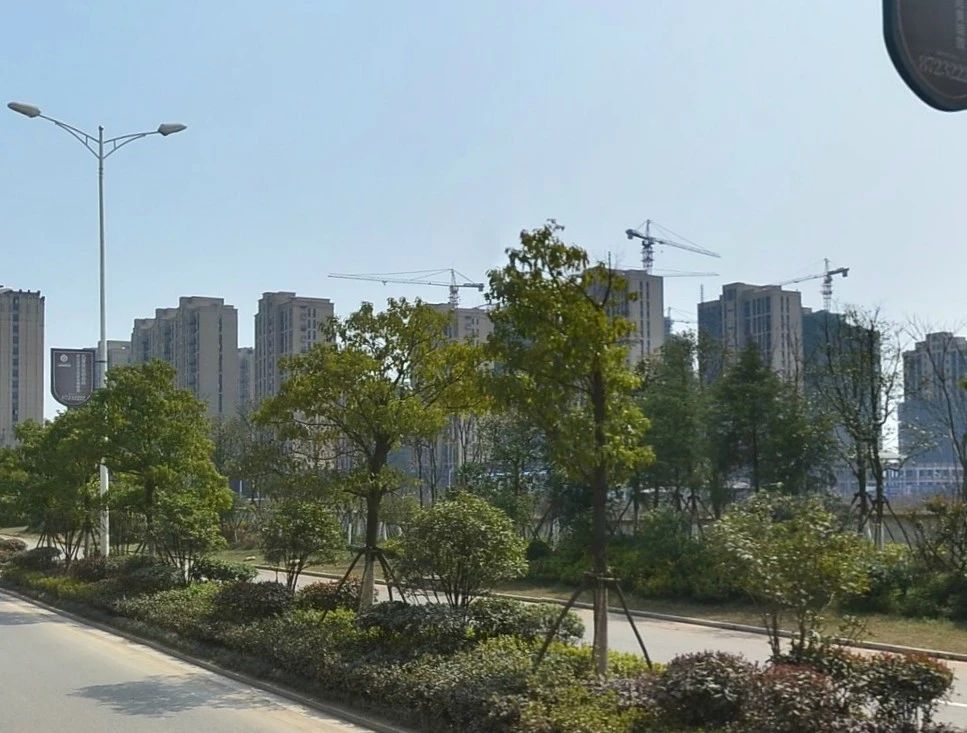 小区相关图