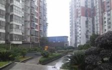 五一路地铁口附近单位院子房低楼层可停车