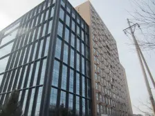 楼上楼下两层 轻轨站 看房方便