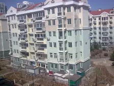 绿色家园精装三居 婚房装修拎包入住户型方正