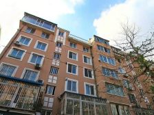 21中山路封闭小区全明户型视野好,领包入住。