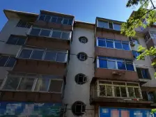 西安路邻罗斯福、大道 近地铁 精装修自用通透两室诚售