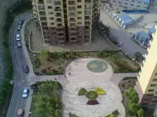 近车站出行方便,楼层采光好。精装修拎包即住。