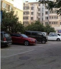 小区安全, 有物业, 有门卫;停车方便