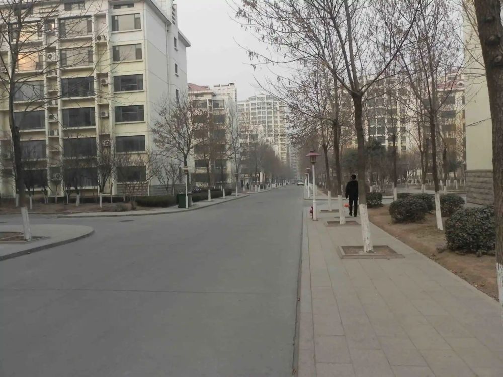 小区相关图