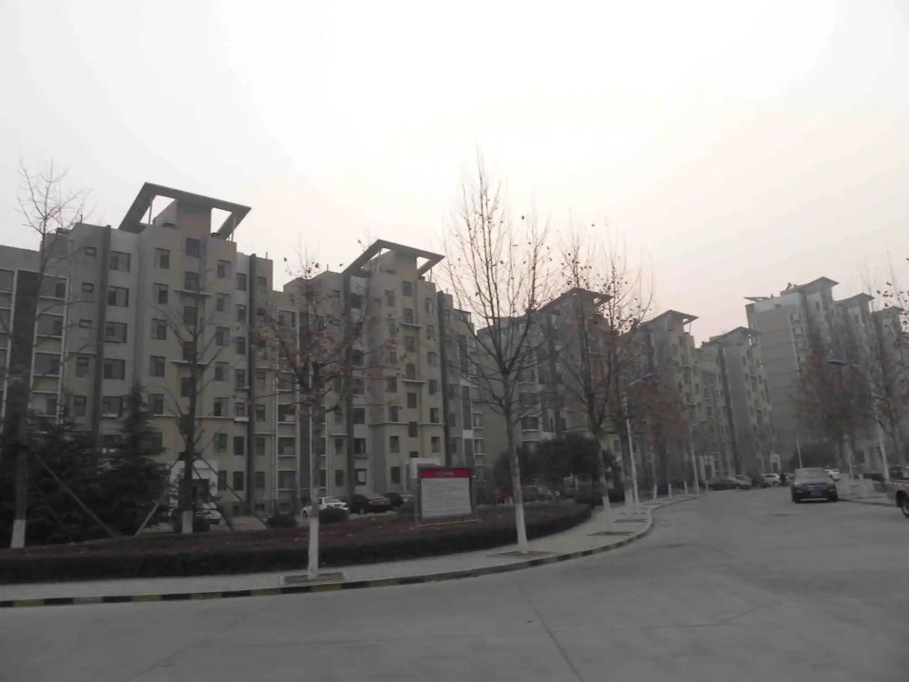 小区相关图