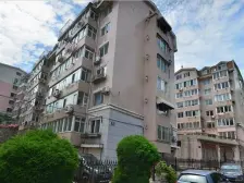 封闭小区 南北朝向 户型好 中间楼层 楼龄新