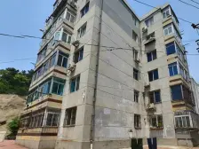 黑石礁 浪花街 两室一厅 采好 外墙保温已做