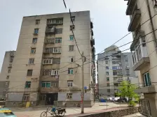 花园正门口位置一楼南向近早市医院银行交通方便