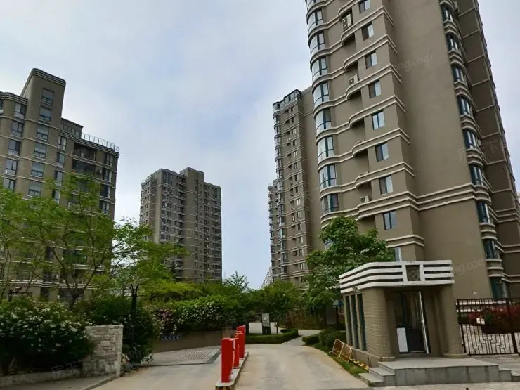 小区相关图