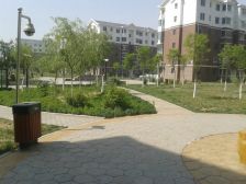 配套齐全,格局方正,户型结构好。