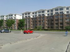 滨河第层A区步梯3楼房东自己精装修拎包入住