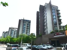 新上两室 电梯房 小区中.心位置 出房少 宜居优选