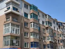 景山街 楼龄新 无坡南北向 采光好