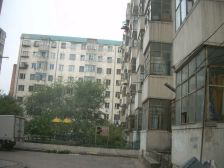 地德里四街区,7楼不顶,出行方便