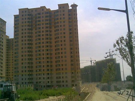  �ƴ�С��2��1��1���ϱ�����2000.00Ԫ/�³��� 