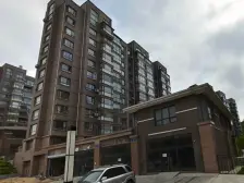 金二,七十六,一室一厅,精装修,手续清晰