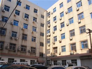 牡丹广场地铁口中间楼层交通方便户型方正