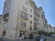 此房虽小但是 两室,采光好,可拎包入住