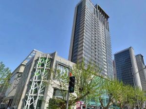 电梯房,标准2室2厅户型,位置佳,随时看