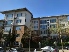 海军广场华丽山庄高档封闭小区有200平花园