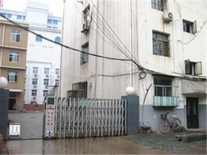 苑南楼两室 老本可贷 全天采光 公摊小