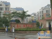 城市花园B区4楼86平两室南北通透有阁楼有24平车库