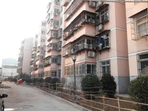 小区全新改造非顶楼低首付双气入户距离天堂名堂1公里