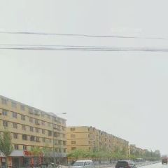 青山海东路交通便利中间楼层采光好